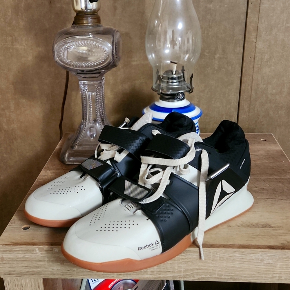 Reebok legacy lifter